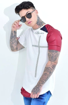 Camiseta Gola O "Blessed Gold" (OFF WHITE). - comprar online