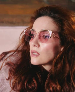 NATALIA OREIRO 7438 - Salud Visual MG