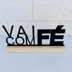 Enfeite de Mesa MDF e Pinus 18cm - Vai com Fé na internet