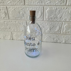 Garrafa de Vidro 500ml com LED - Meu Santo é Forte na internet