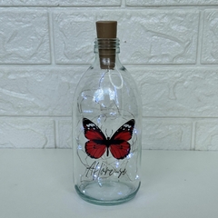 Garrafa de Vidro 500ml com LED - Borboleta Vermelha "Aflore-se" - MARA ROCHA DECORAÇÃO