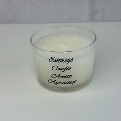 Porta Vela Vidro Pequeno 140ml - Entrego, Confio, Aceito, Agradeço + Vela Aromática Bambu - loja online