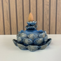 Incensário Cascata em Resina 9cm - Lótus Azul