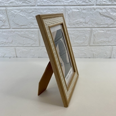 Porta Retrato MDF Trama 19cm - Castanho Claro e Marfim - loja online