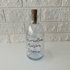 Garrafa de Vidro 500ml com LED - Família Amor Deus na internet