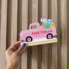 Enfeite de Mesa MDF e Pinus 15cm - Feliz Páscoa Carro - comprar online