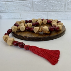 Imagem do Japamala de Mesa 120cm Decorativo - Contas Claras e Vermelho