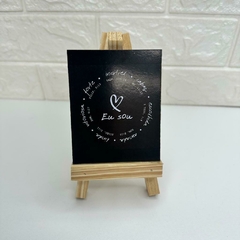 Enfeite Madeira Pinus Cavalete - Eu Sou Incrível - comprar online