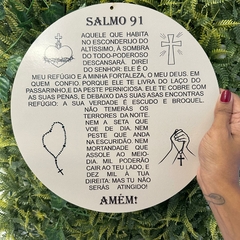 Placa Decorativa Redonda Salmo 91 Bege 29cm – Proteção e Fé para Seu Lar