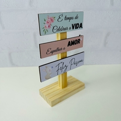 Placa de Mesa MDF e Pinus 18cm - Páscoa...É tempo de Celebrar a Vida na internet