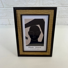 Porta Retrato MDF Trama 19cm - Preto e Castanho Médio - MARA ROCHA DECORAÇÃO