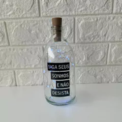 Garrafa de Vidro 500ml com LED - Siga Seus Sonhos e Não Desista - comprar online