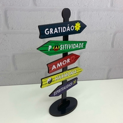 Setas de Mesa MDF 25cm - Compaixão, Gentileza, Sinceridade, Alegria e Saúde na internet
