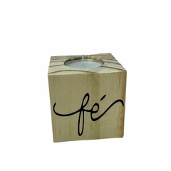 Porta Vela Madeira Pinus Cubo 6,5cm - Fé