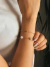 Pulseira delicada de bolas - comprar online
