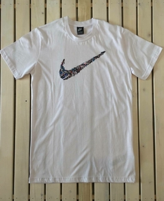 Remera Nike ‘Graphic Art’