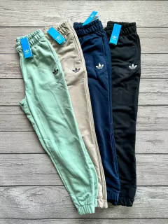 Imagen de Jogging Adi pluma