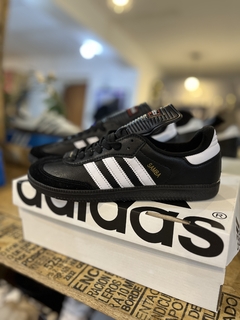 Adidas Samba clásicas negras [UA]