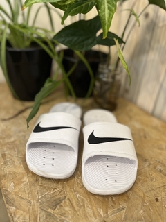 Chancletas ojotas Nike - comprar online
