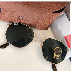 ÓCULOS DE SOL RAY BAN HEXAGONAL PRETO ARMAÇÃO DOURADA - comprar online