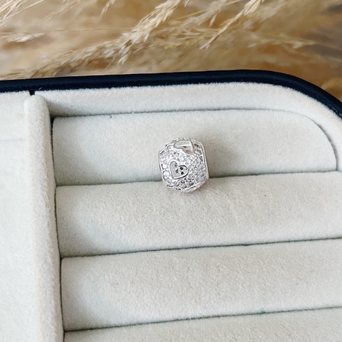 Berloque Separador Cravejado Corações Vazados em Prata 925