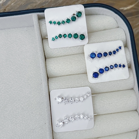 Brinco Ear Cuff Zircônia Redonda em Prata 925