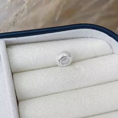 Berloque Separador Arredondado Fake Cravejado em Prata 925