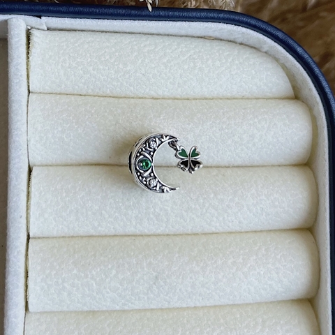 Berloque Separador Lua E Pingente Trevo Em Prata 925 - comprar online
