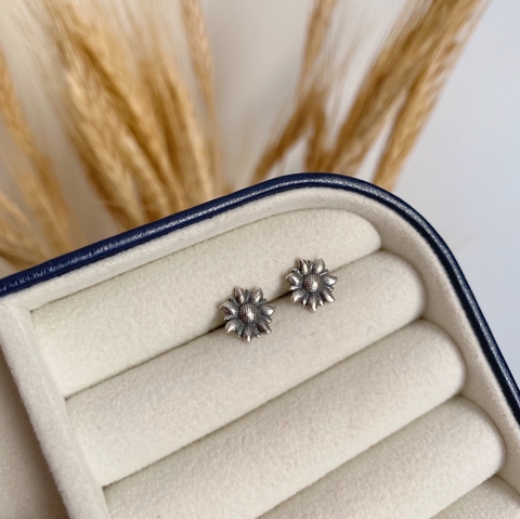 Brinco Flor Girassol Em Prata 925 envelhecida