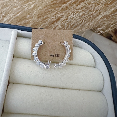 Brinco Ear Cuff 8 Bolinhas em Zircônia em Prata 925