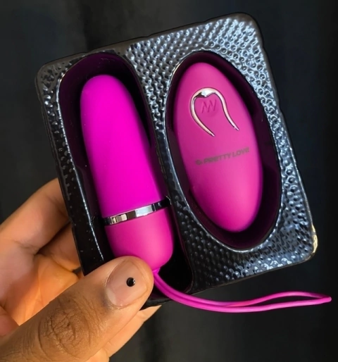 Debby Vibrador Bullet Com Controle Remoto 12 Vibrações