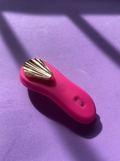 Vibrador de Calcinha em Formato de Concha via App com Imã - comprar online