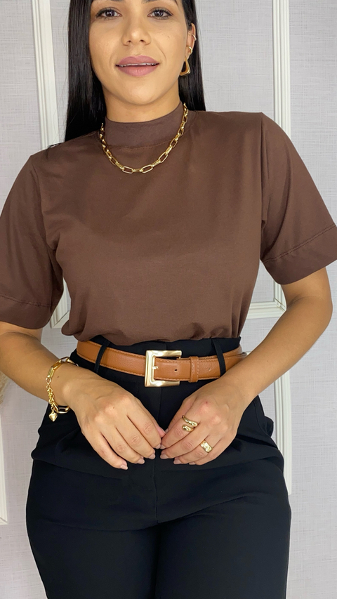 CAMISETA FEMININA GOLA FRANCINE MARROM