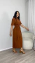 VESTIDO MIDI KASSANDRA MARROM na internet