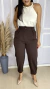 CALÇA ALFAIATARIA CENOURA MAITÊ MARROM CAFÉ - comprar online