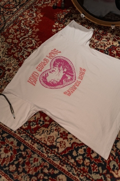 Remera KINDA love - tienda online