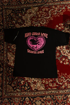 Remera KINDA love - KINDA