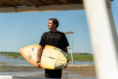 Imagen de Remera Broken Board