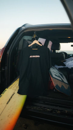 Imagen de Remera snow 2000 negra