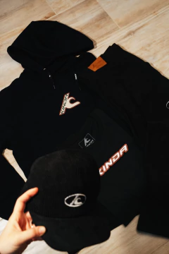 Imagen de Remera snow 2000 negra