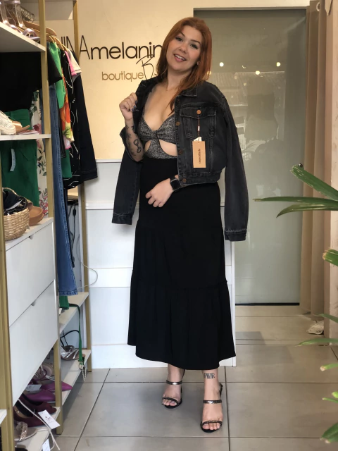 Saia rodada midi preta - comprar online