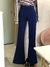Calça flare azul royal texturizada - loja online