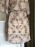 Vestido curto bege mescla - loja online
