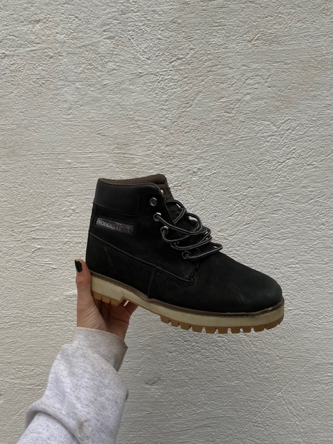 Bota wonder work