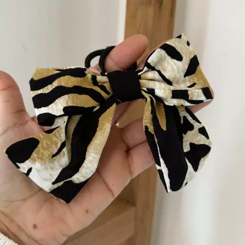 Colita con moño (ER9030)