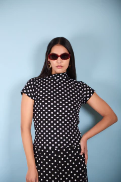 Poleras Lunares en internet