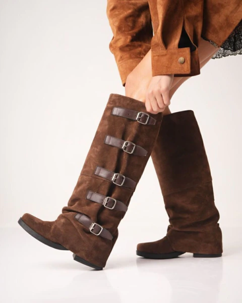 Botas Rolling Cuero Gamuza