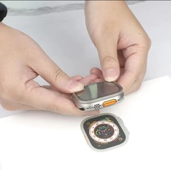 PELÍCULA DE VIDRO COM BORDA DE ALUMÍNIO PARA ULTRA 49MM - comprar online