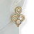 Brinco Bijuteria Dourado - Pino circulo + coração grande com circulo branco - comprar online