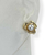 Brinco Folheado a Ouro - Rosa com perola no meio - comprar online